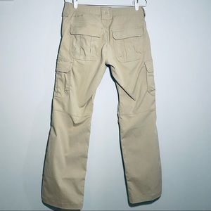 Women’s Under Armor storm Tactical pants.